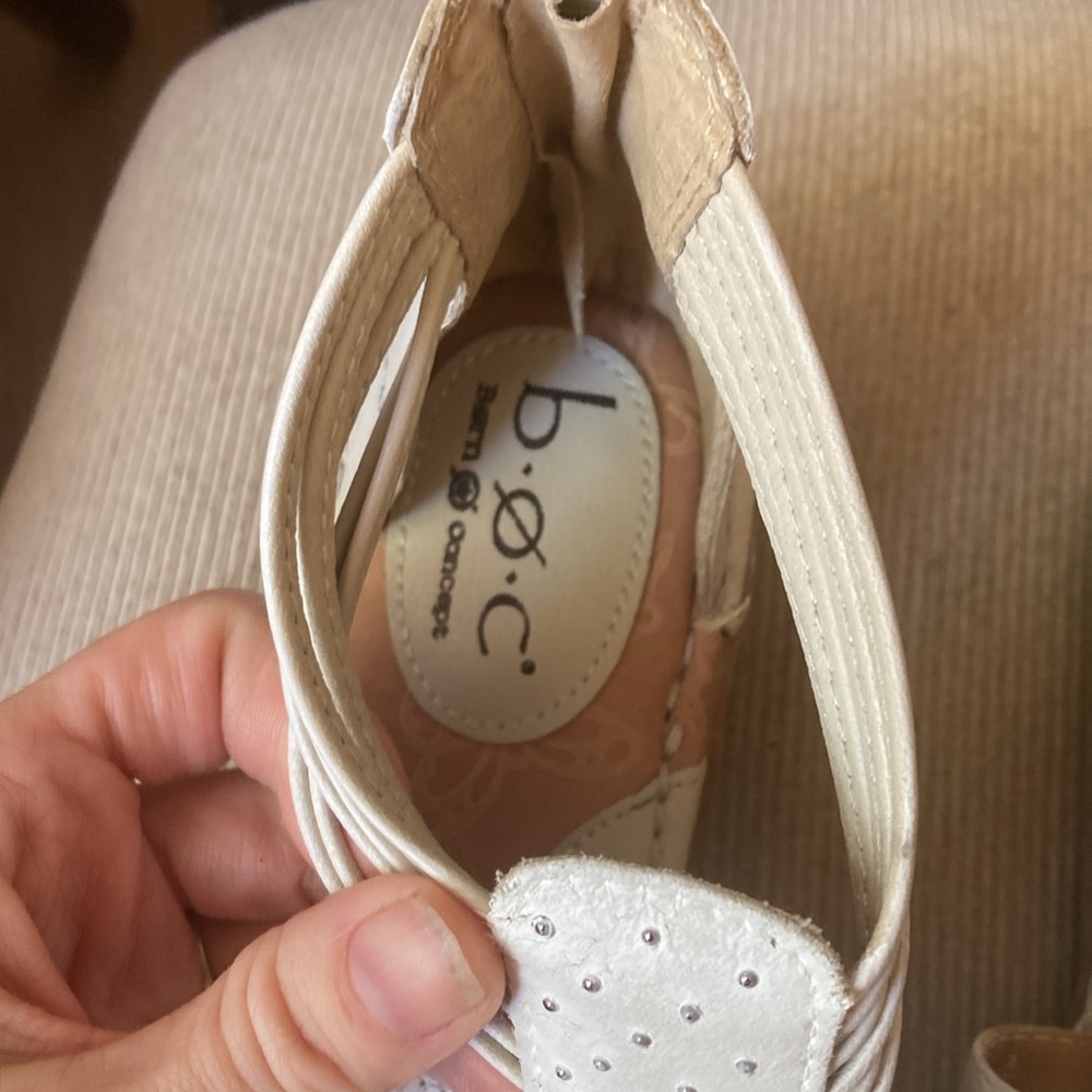 Women’s size 6, bundle of two sandals worn only once in excellent condition - Picture 2 of 11